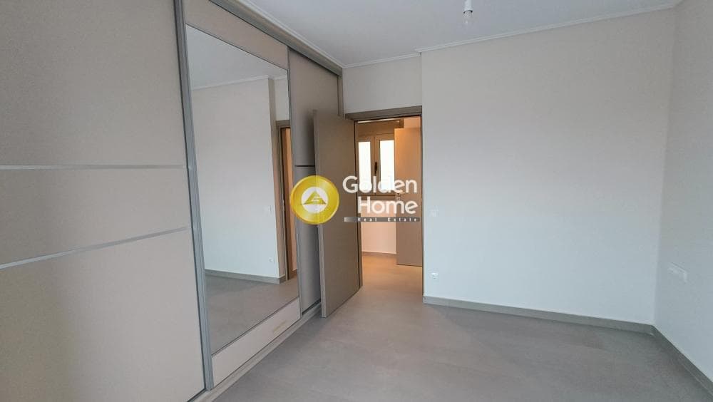 Apartment in Center, Petroupoli — Photo 4 of 13
