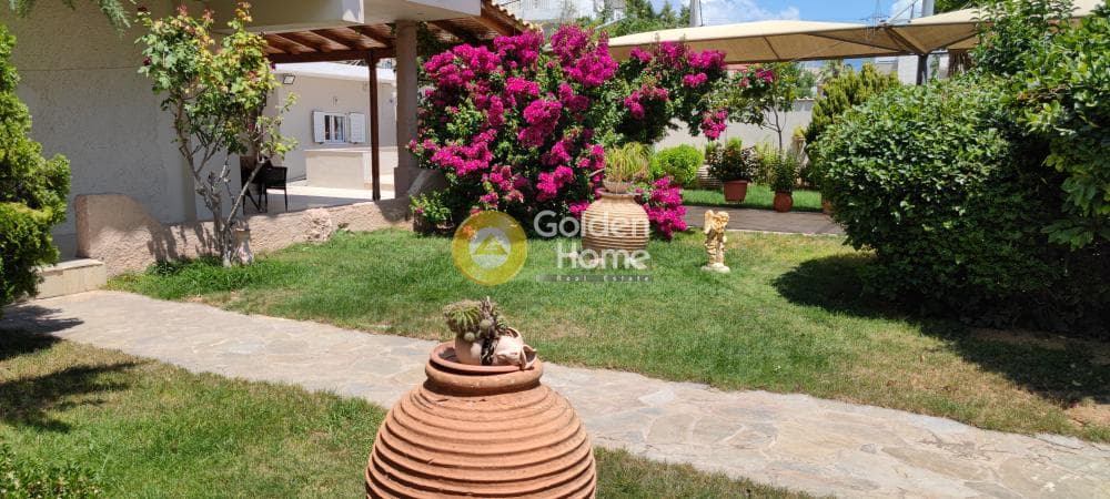 House in Megala Sxoinia A, Acharnes — Photo 1 of 40