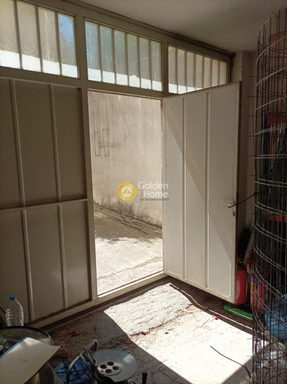 Warehouse in Agios Fanourios, Agioi Anargiroi — Photo 1 of 18