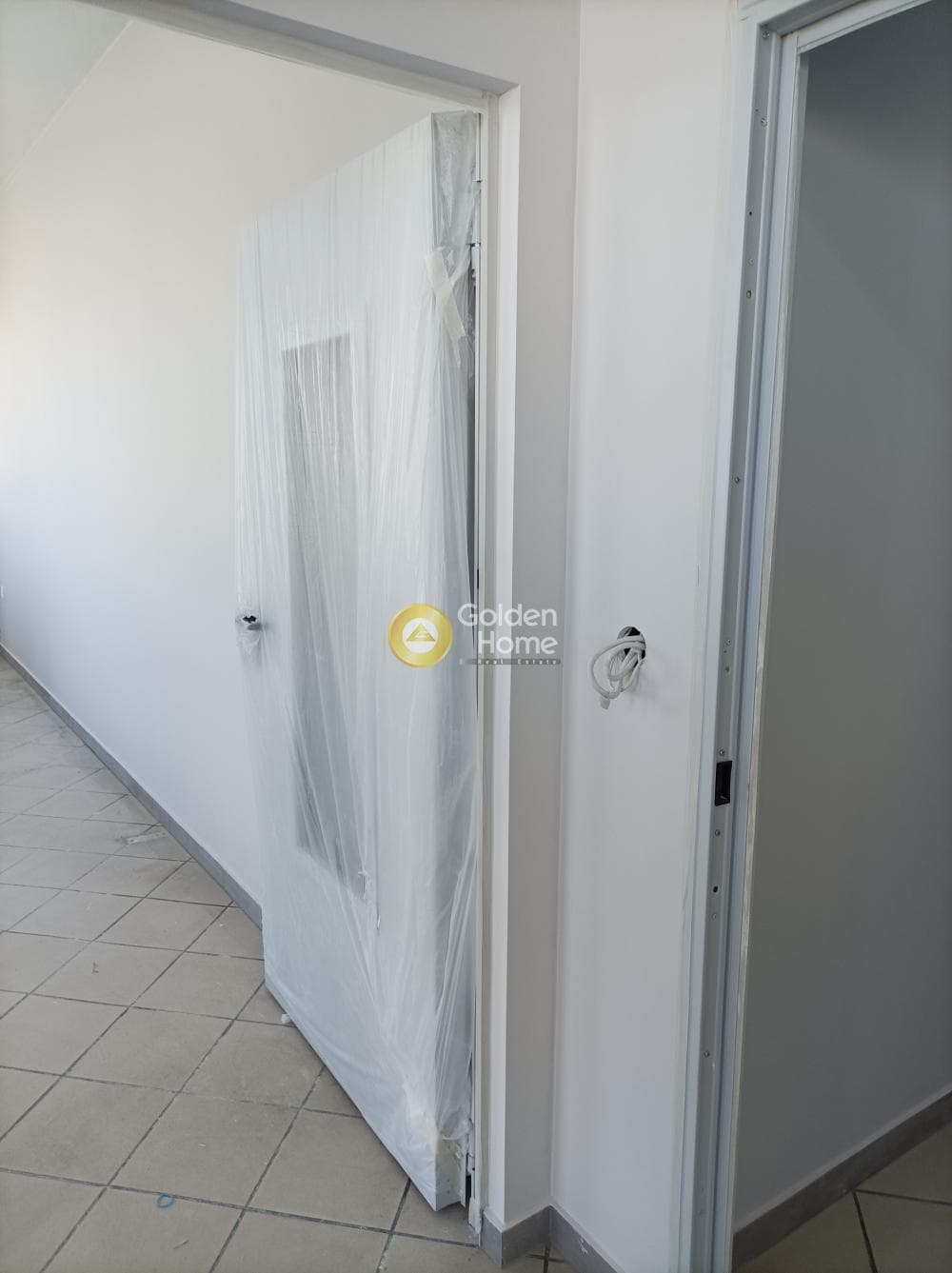 Office in Agios Fanourios, Agioi Anargiroi — Photo 15 of 22