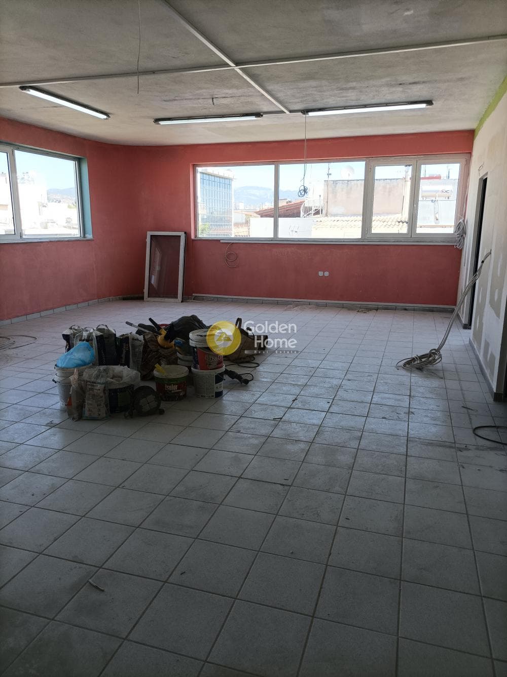 Office in Agios Fanourios, Agioi Anargiroi — Photo 2 of 17