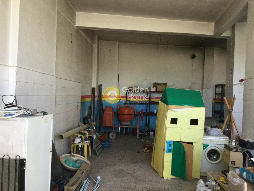 Retail Store in Oikismos Makedonia, Efkarpia — Photo 6 of 14