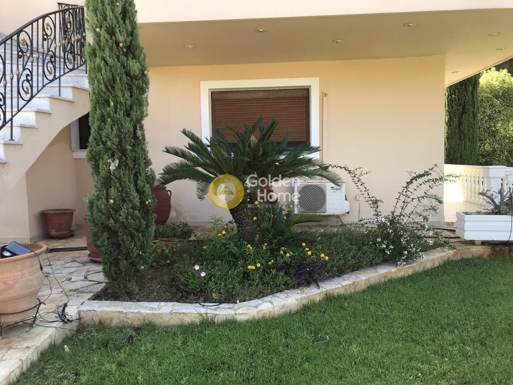 House in Katafigi, Palaia Fokaia — Photo 19 of 20