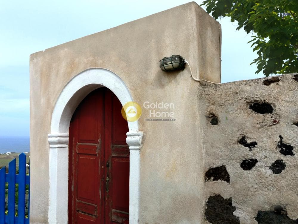 House in Oia, Santorini — Photo 8 of 9