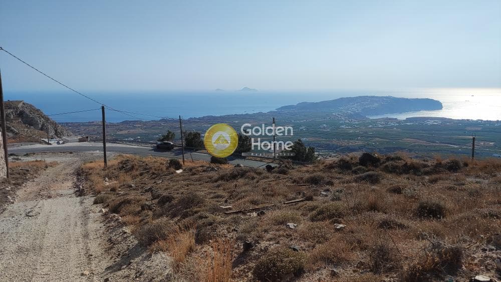 Parcel in Kamari, Santorini — Photo 3 of 7
