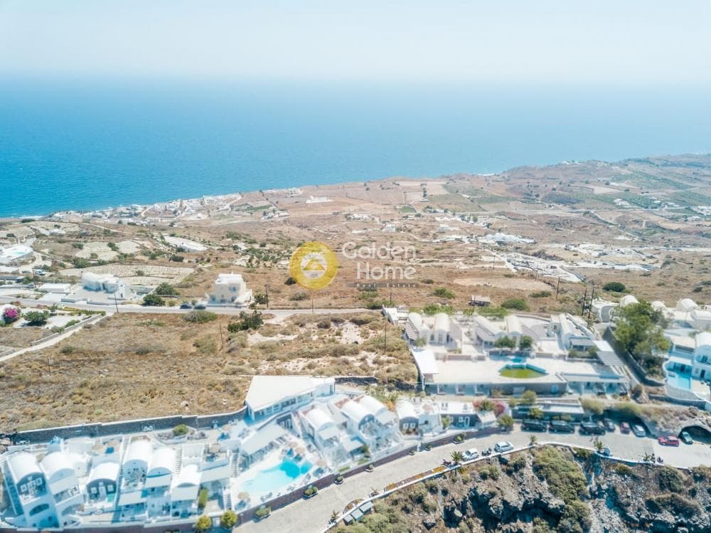 Parcel in Oia, Santorini — Photo 3 of 7