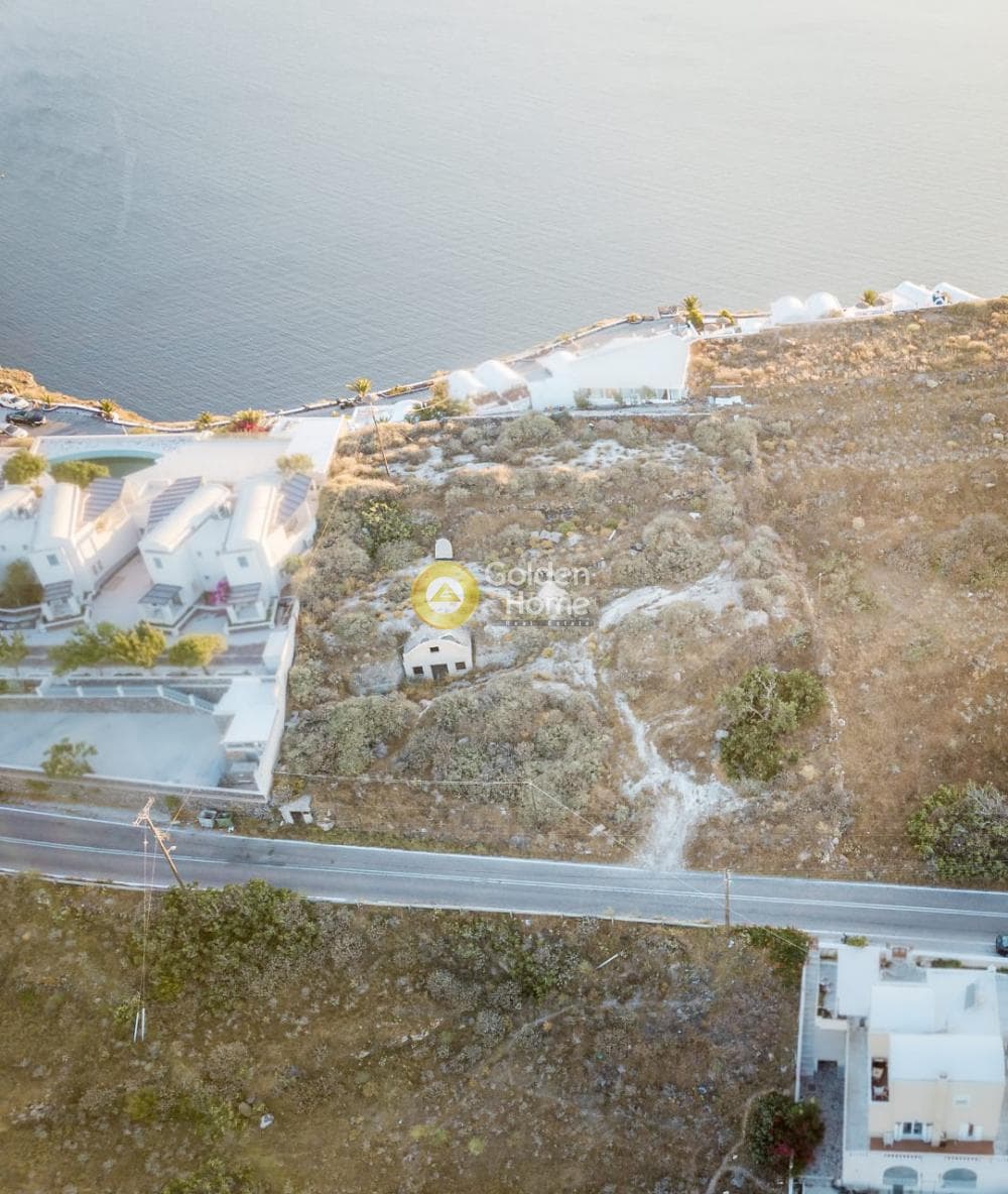 Parcel in Oia, Santorini — Photo 4 of 7