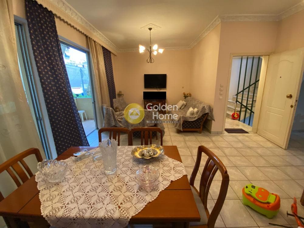 Apartment in Aspra Chomata, Nikaia — Photo 1 of 20