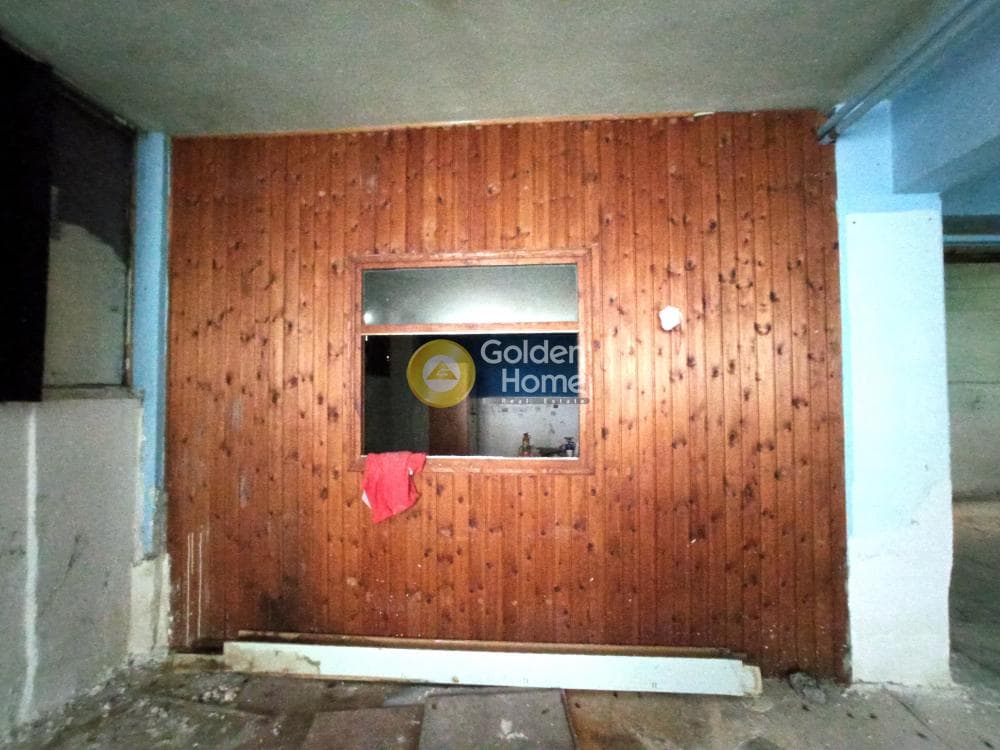 Retail Store in Politechnioupoli, Zografou — Photo 7 of 9