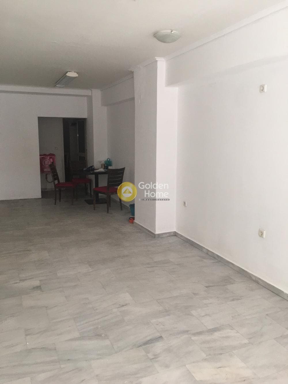 Κατάστημα στην Πλατεία Μέμου, Κορυδαλλός — Φωτογραφία 4 από 8