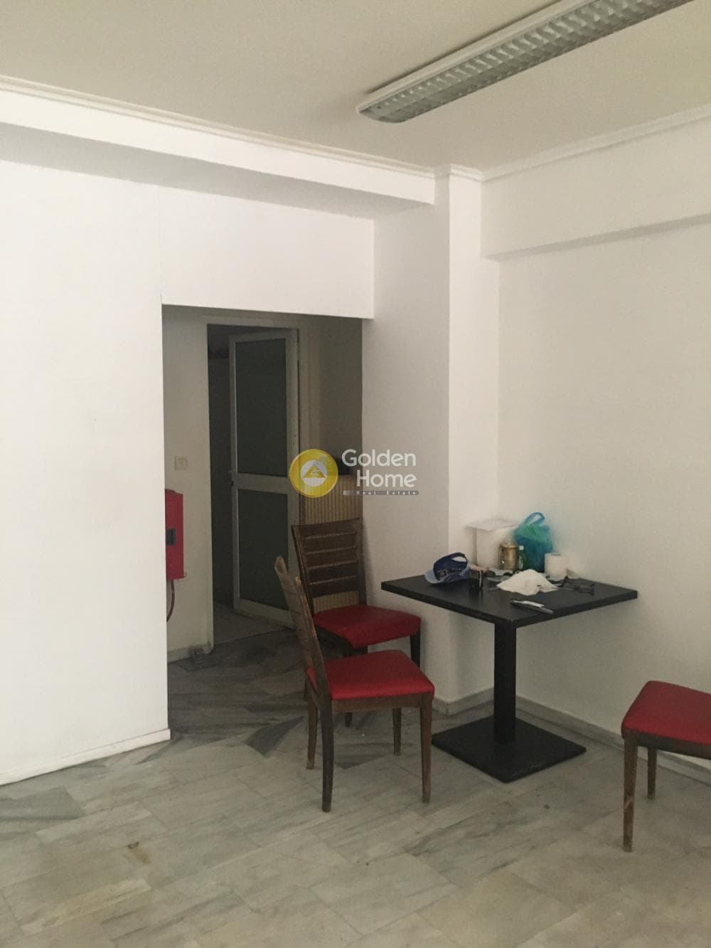 Κατάστημα στην Πλατεία Μέμου, Κορυδαλλός — Φωτογραφία 7 από 8