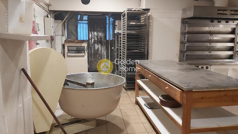 Κατάστημα στην Σεπόλια, Σεπόλια - Σκουζέ — Φωτογραφία 9 από 10