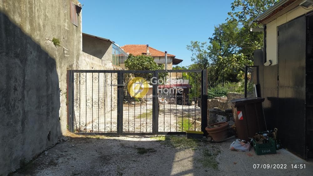 House in Center, Gerakas — Photo 14 of 15