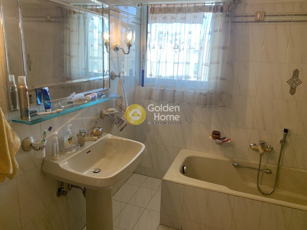 Apartment in Center, Neos Kosmos — Photo 9 of 9