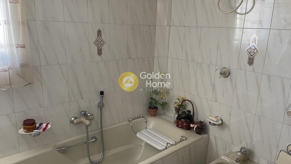 Apartment in Center, Neos Kosmos — Photo 8 of 9