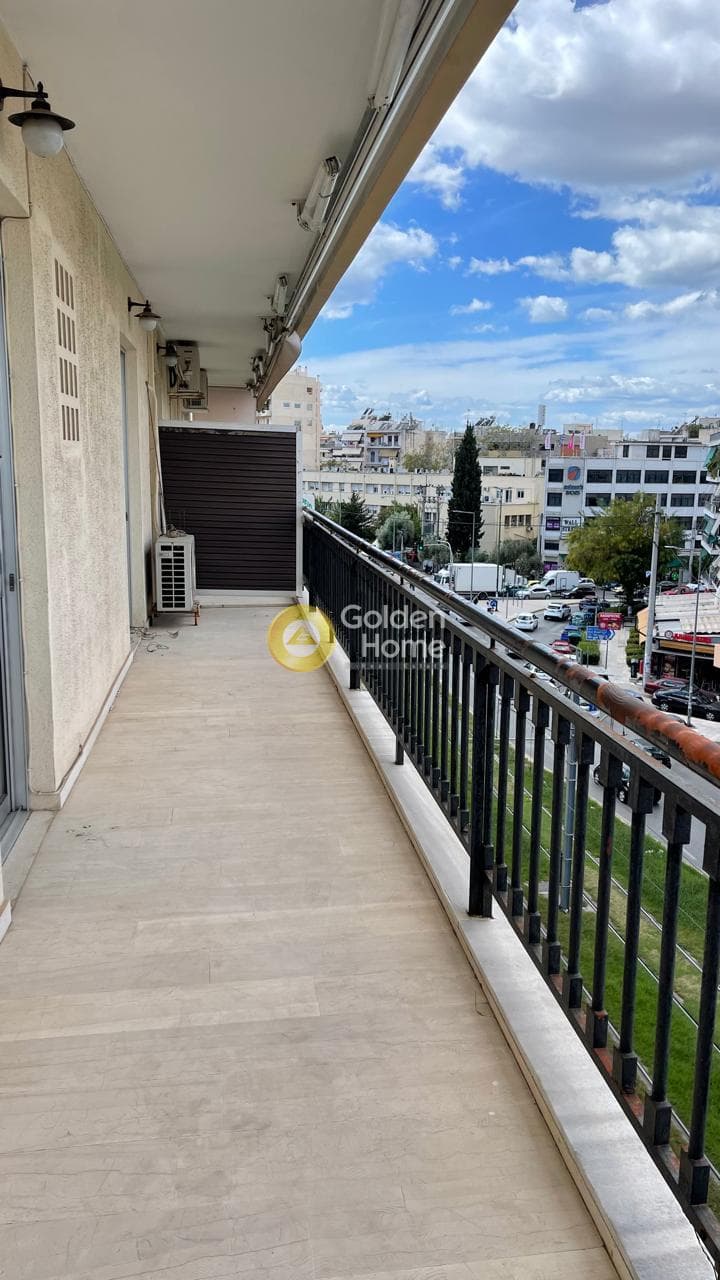Apartment in Center, Neos Kosmos — Photo 1 of 9