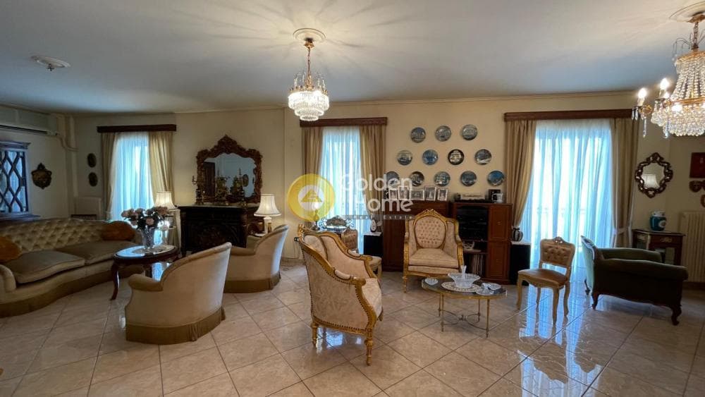 Apartment in Center, Neos Kosmos — Photo 2 of 9