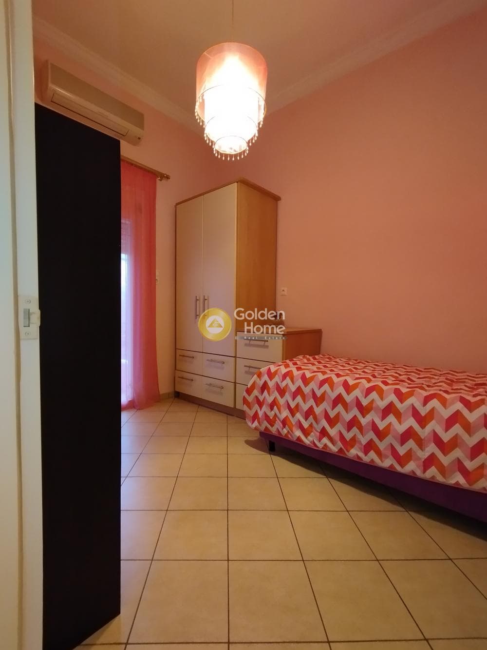 Apartment in Center, Moschato — Photo 17 of 43