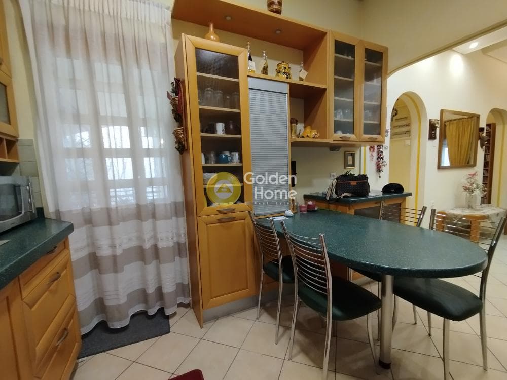 Apartment in Center, Moschato — Photo 23 of 43