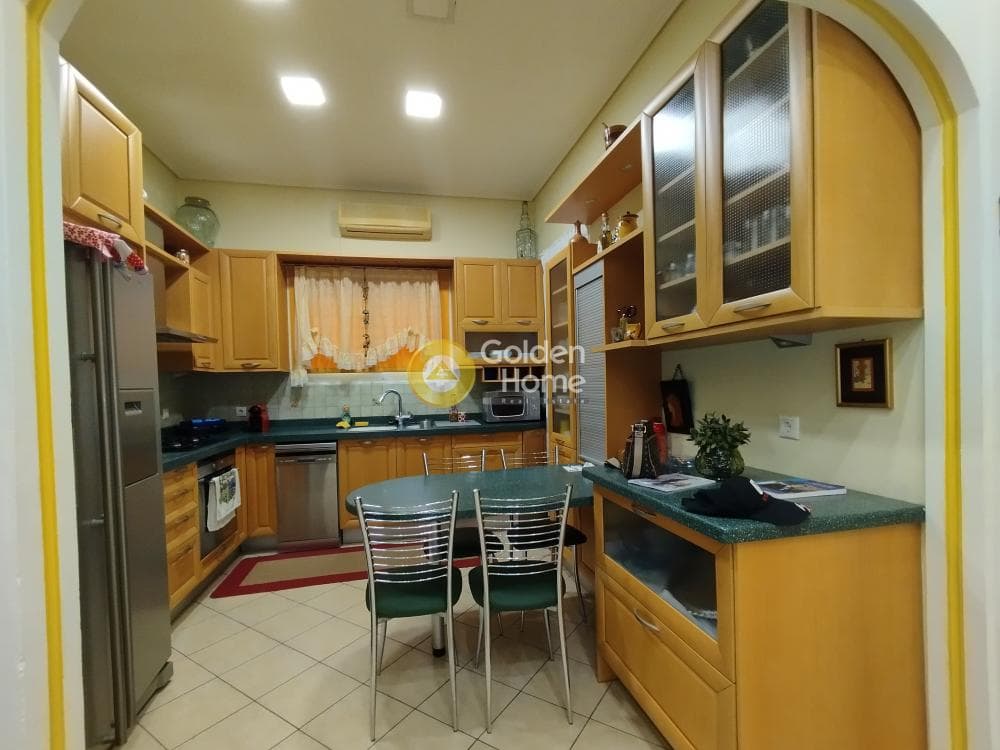 Apartment in Center, Moschato — Photo 24 of 43