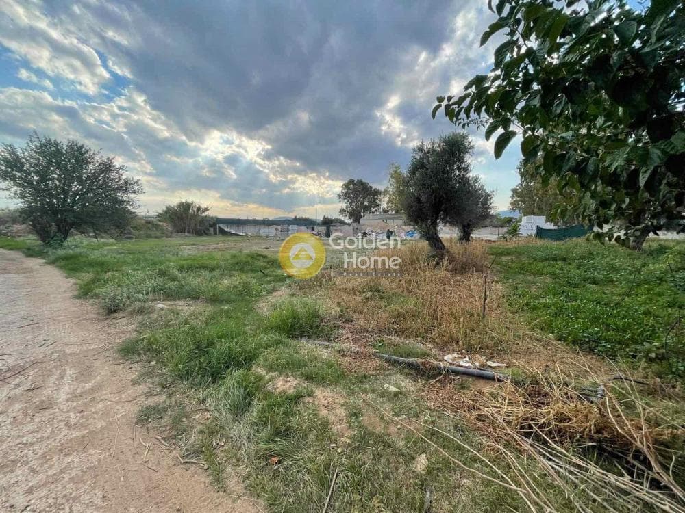 Οικόπεδο στην Κέντρο, Μεταμόρφωση — Φωτογραφία 3 από 3