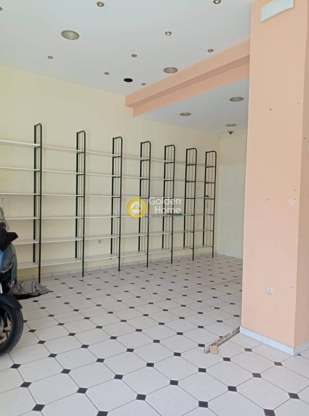 Κατάστημα στην Άνω Πετρούπολη, Πετρούπολη — Φωτογραφία 3 από 7