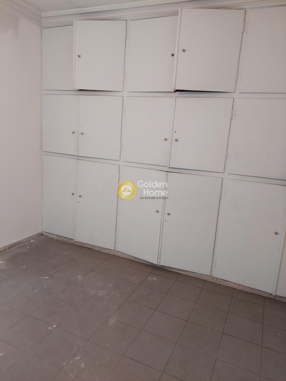 Office in Terpsithea, Piraeus — Photo 3 of 14