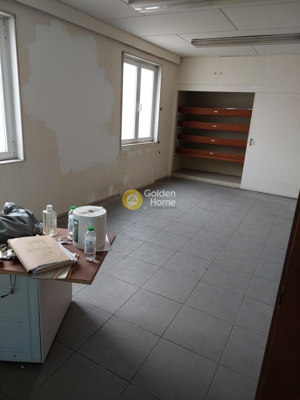 Office in Terpsithea, Piraeus — Photo 6 of 14