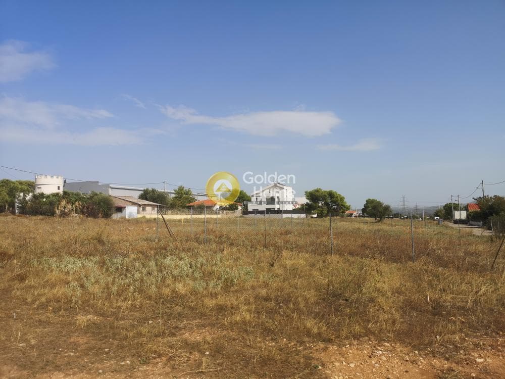 Building Plot in Megala Sxoinia A, Acharnes — Photo 1 of 4