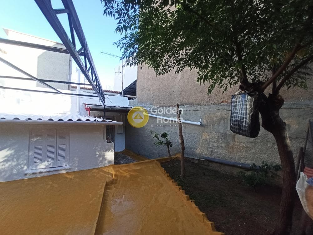 Building Plot in Chrisoupoli, Peristeri — Photo 1 of 6
