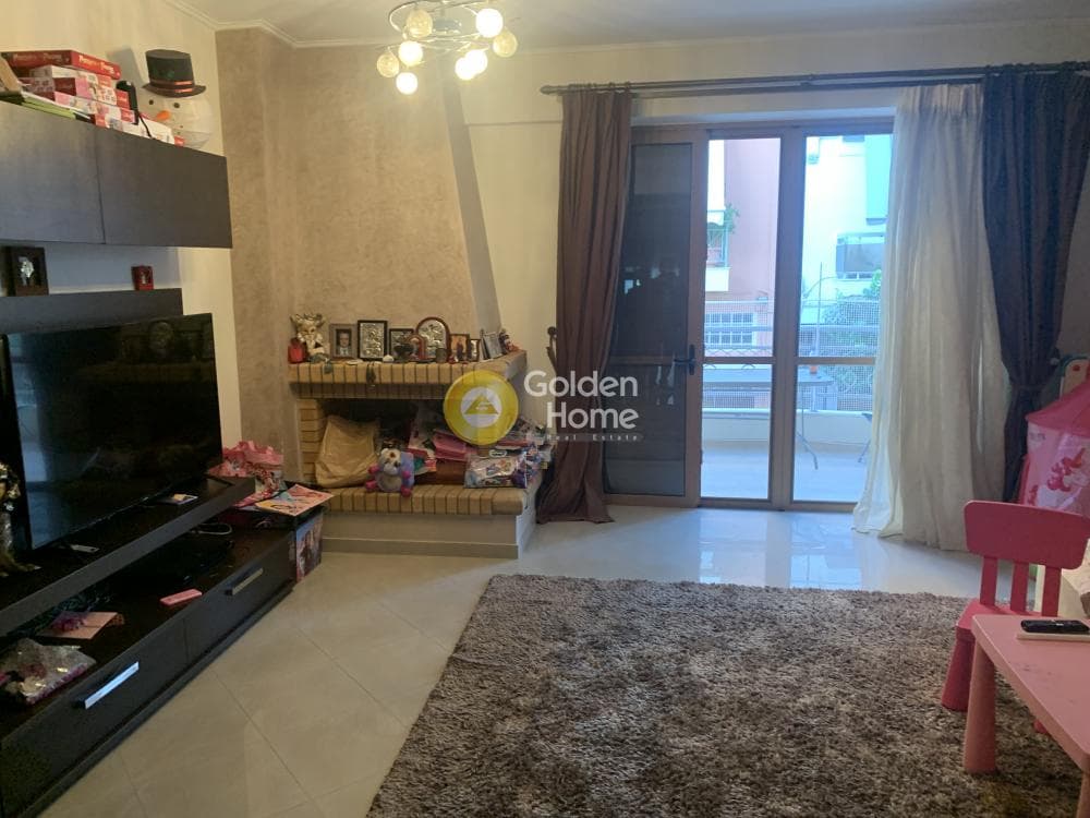 Apartment in Agia Eleousa, Kalithea — Photo 1 of 13