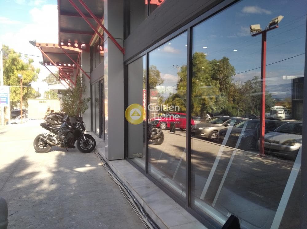 Retail Store in Center, Metamorfosi — Photo 1 of 3
