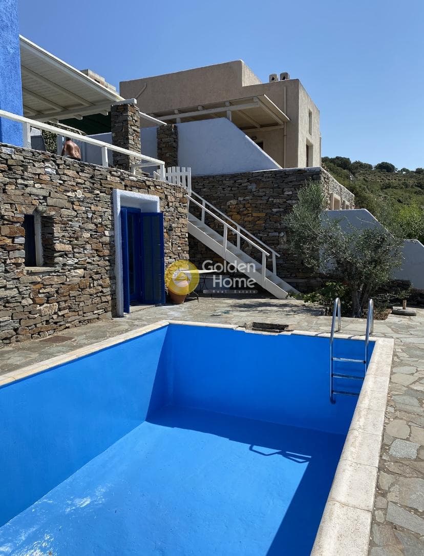 House in Miloi, Kea — Photo 2 of 27