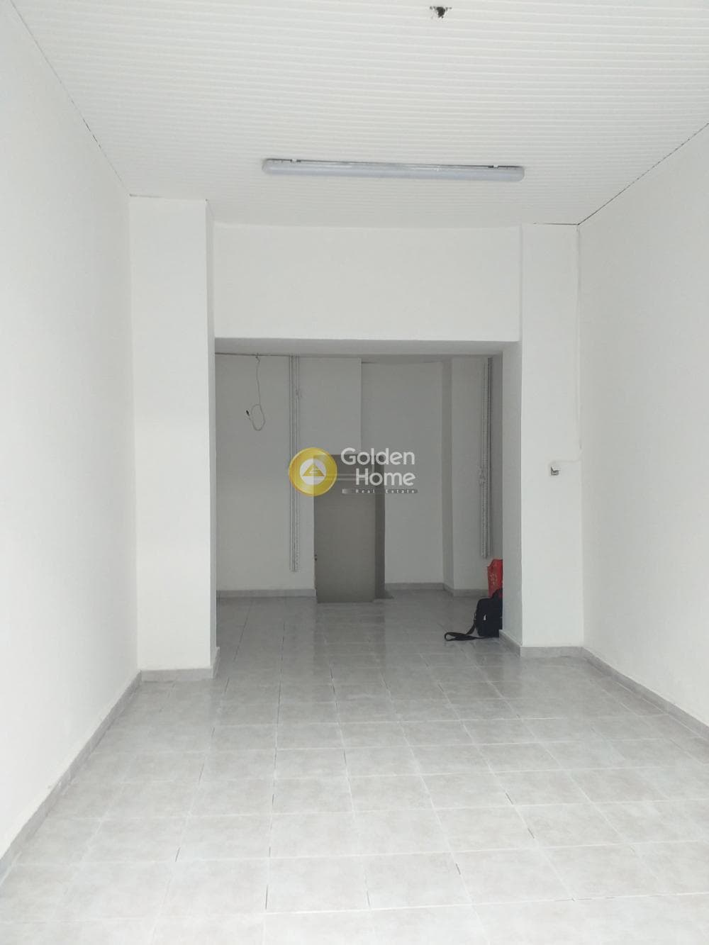 Retail Store in Plateia Davaki, Kalithea — Photo 4 of 6