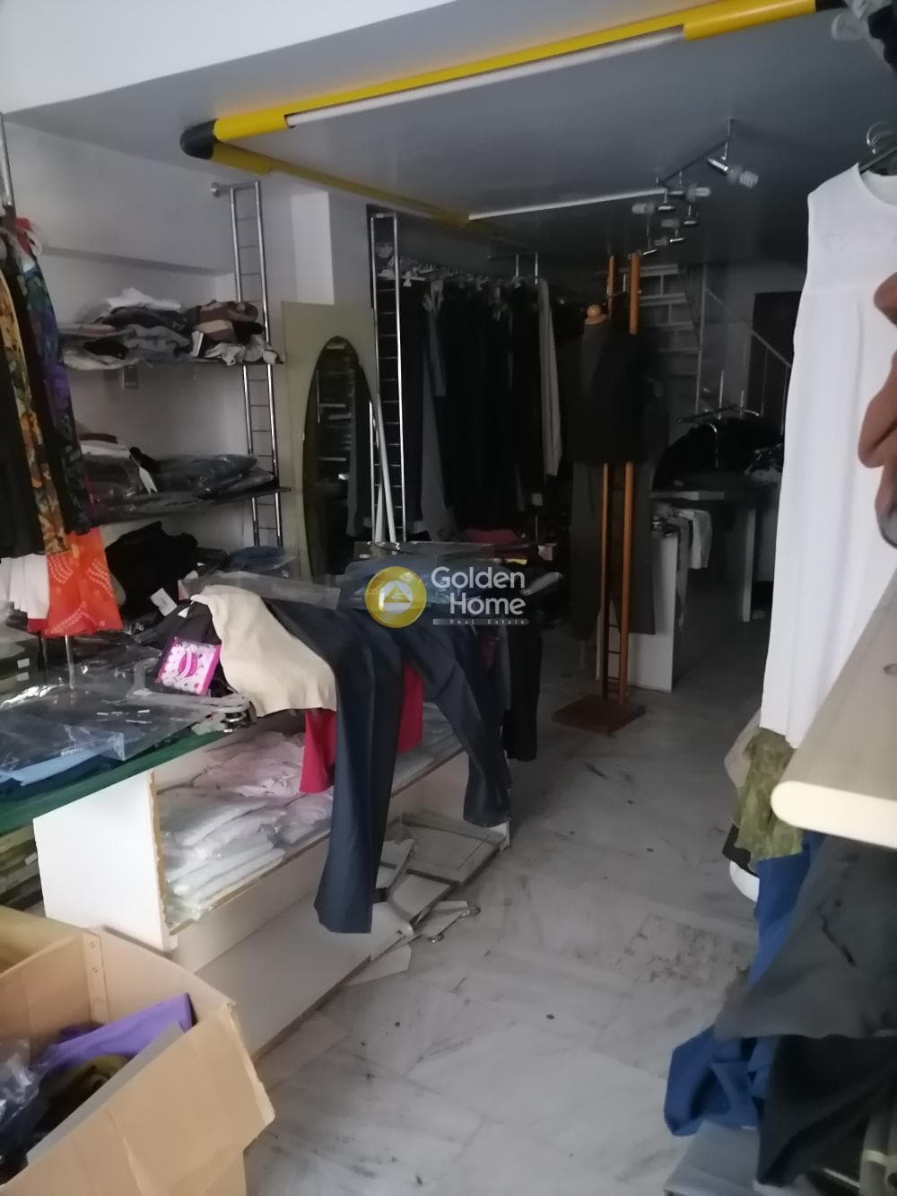 Retail Store in Stavros, Piraeus — Photo 15 of 19