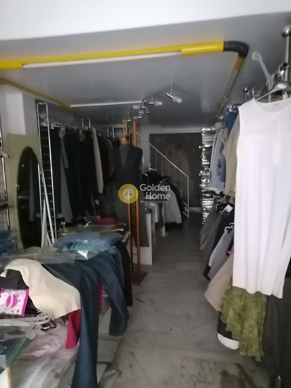 Retail Store in Stavros, Piraeus — Photo 9 of 19