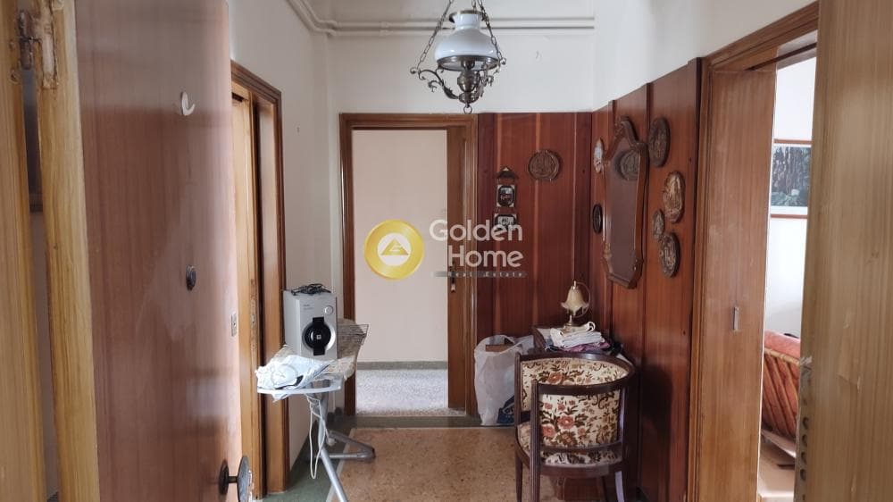 Apartment in Aspra Chomata, Nikaia — Photo 1 of 14