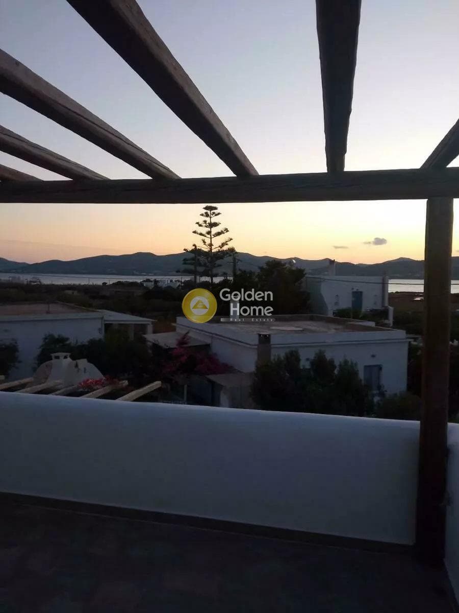 House in Kampos, Paros — Photo 2 of 18
