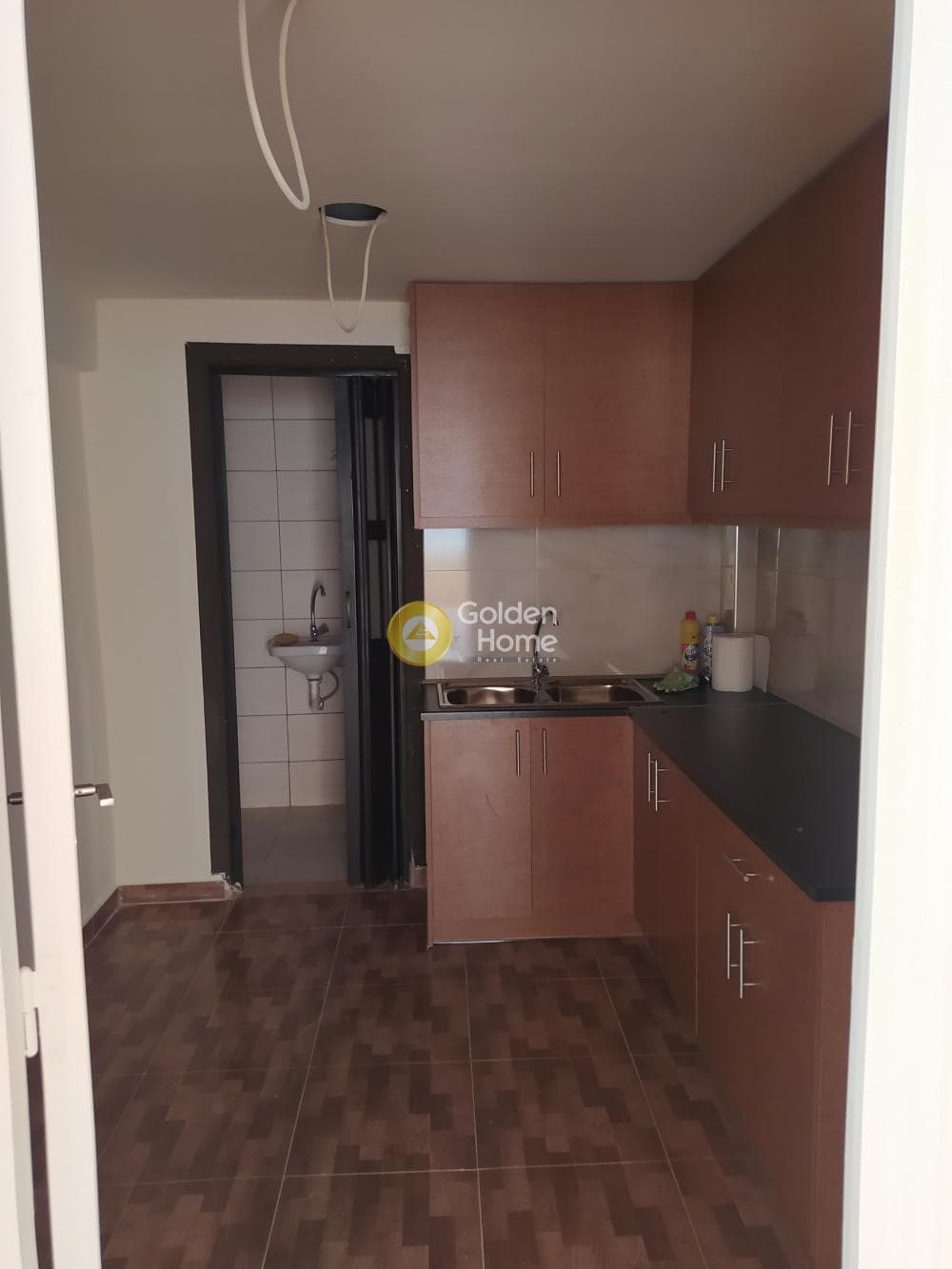 Office in Kokkinia, Nikaia — Photo 9 of 9