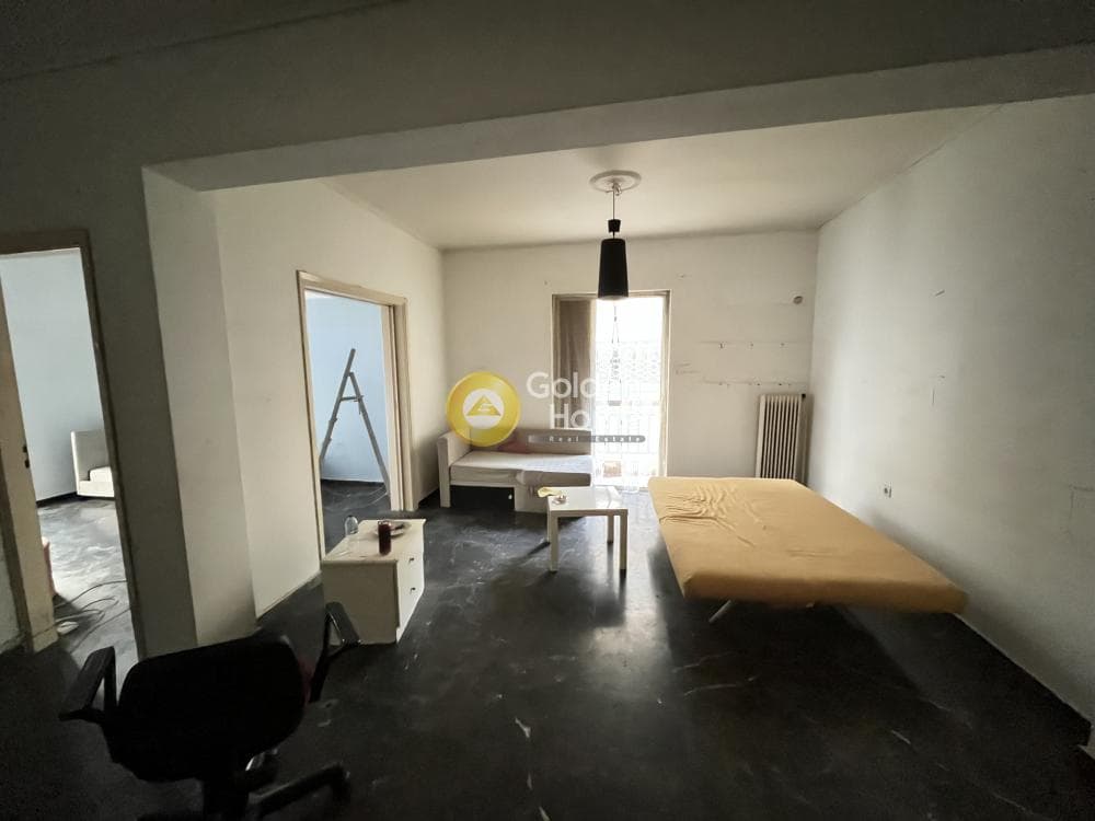 Apartment in Mitropoli, Piraeus — Photo 2 of 18