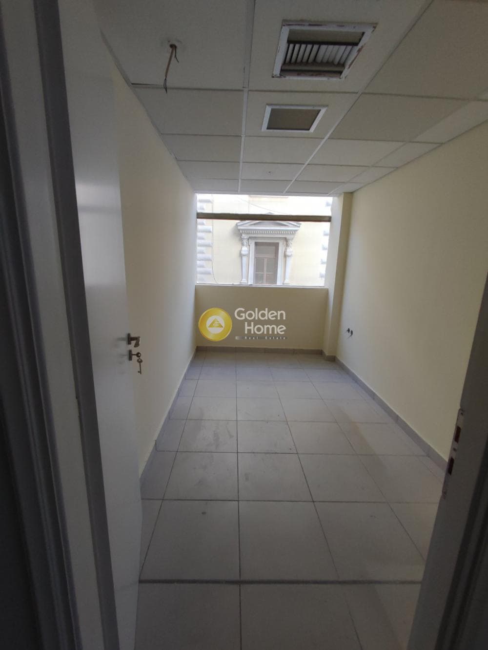 Office in Plateia Klafthmonos, Kentro — Photo 3 of 14