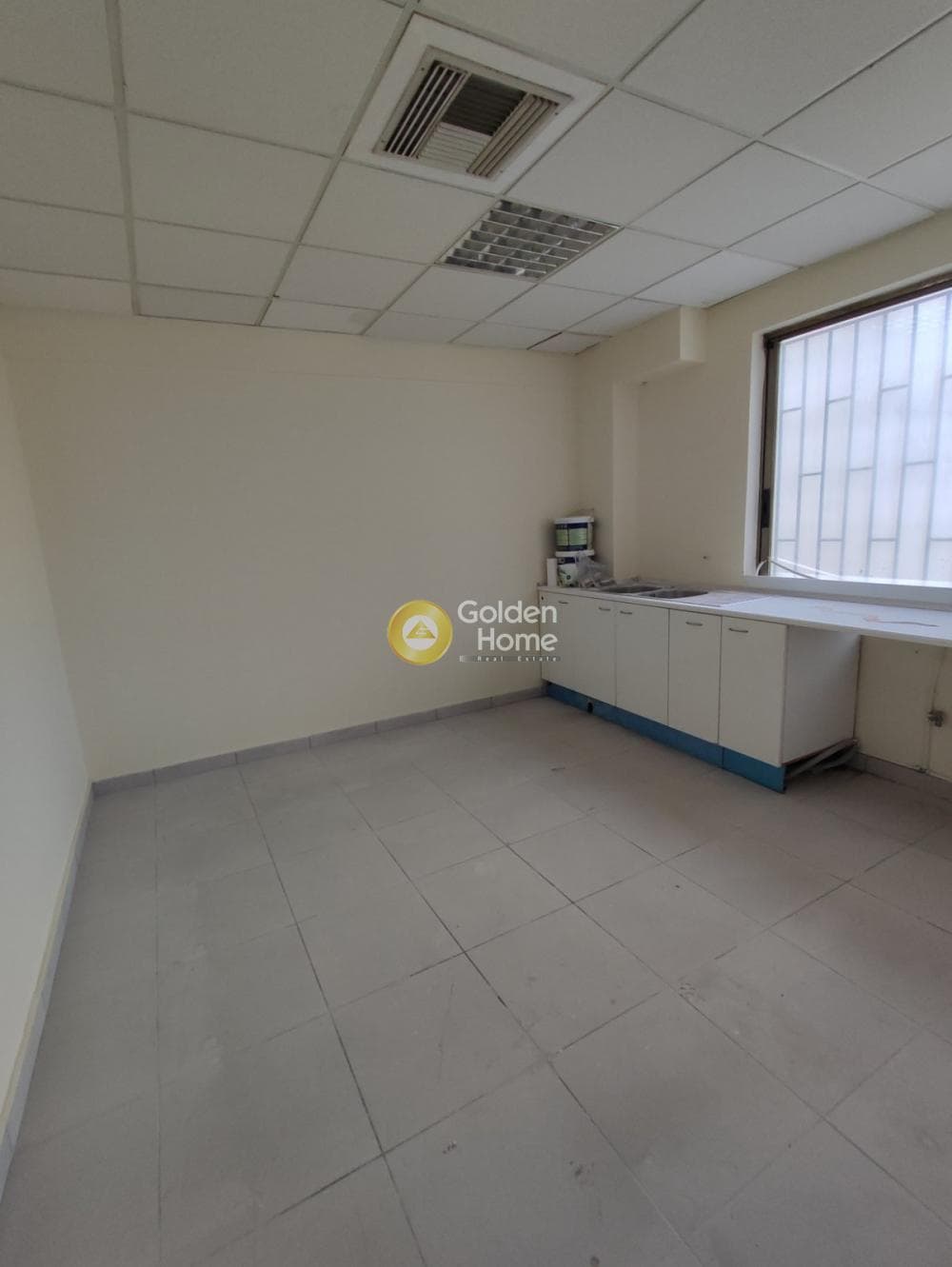 Office in Plateia Klafthmonos, Kentro — Photo 9 of 14