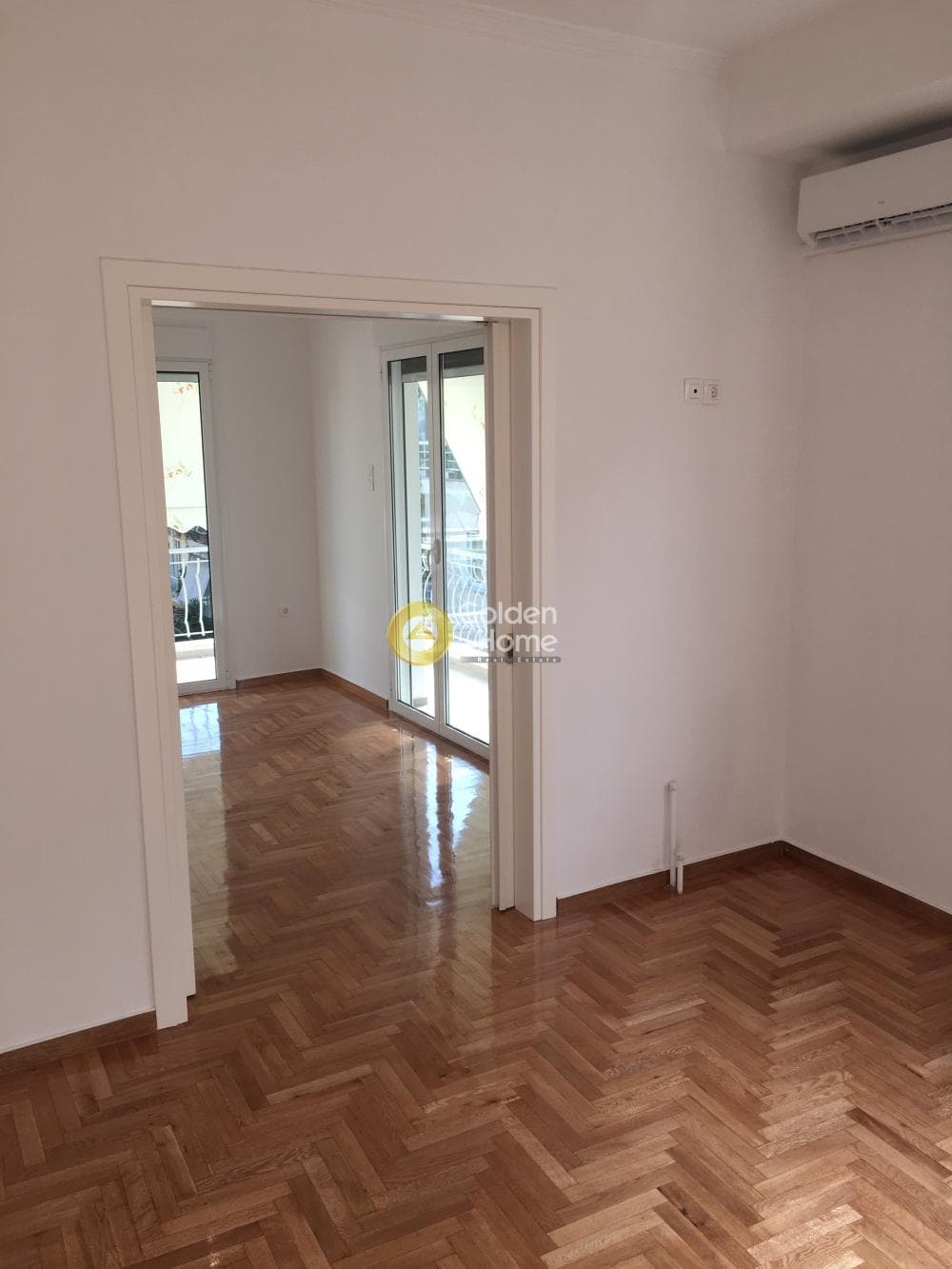 Apartment in Osios Loukas, Patisia — Photo 1 of 21