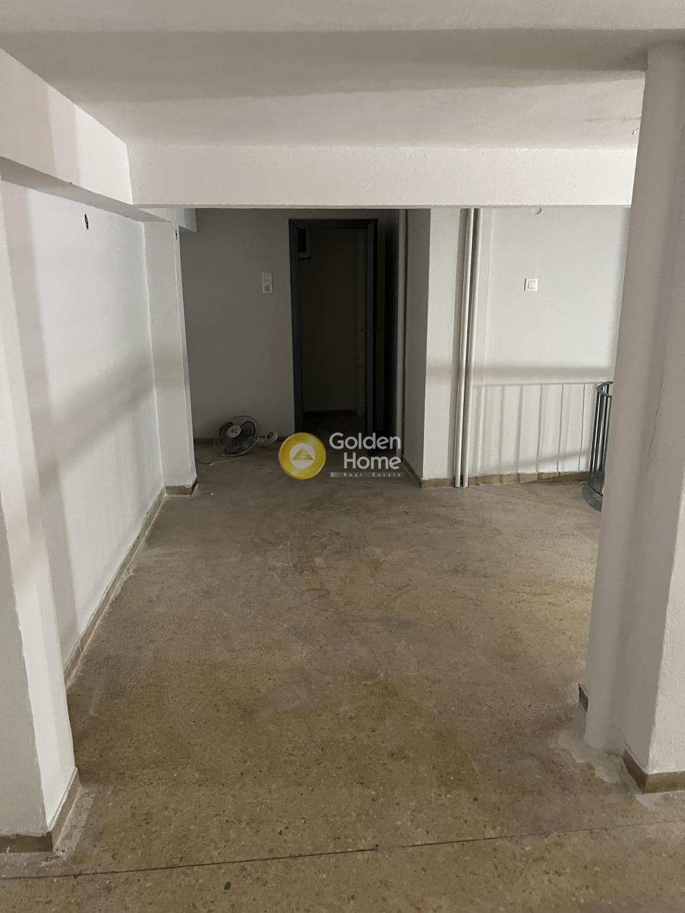 Retail Store in Omonoia, Kentro — Photo 11 of 20