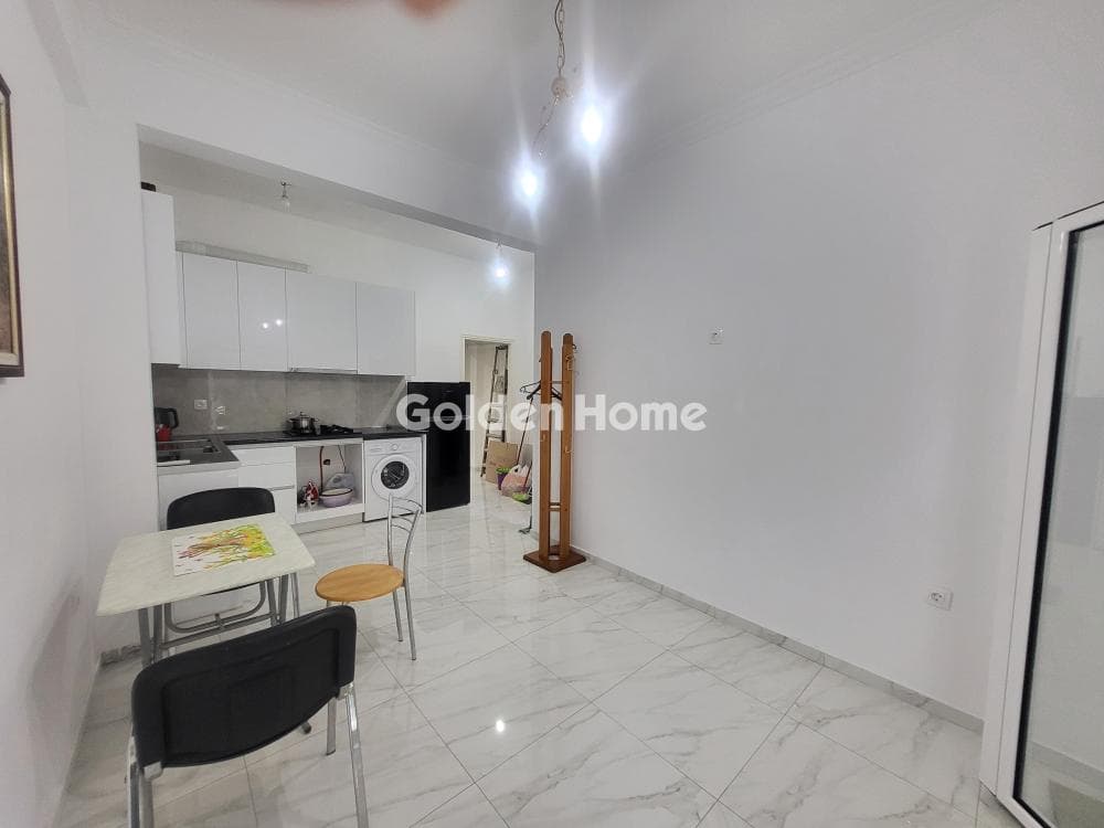 Apartment in Plateia Davaki, Kalithea — Photo 2 of 7