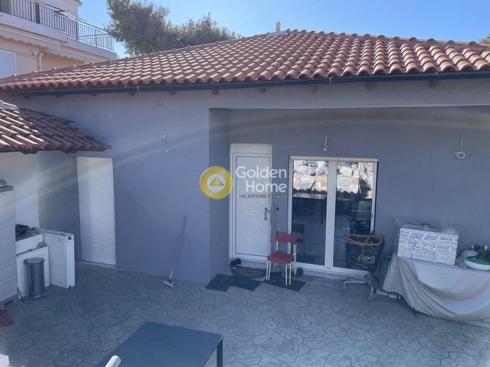 House in Center, Penteli — Photo 1 of 13