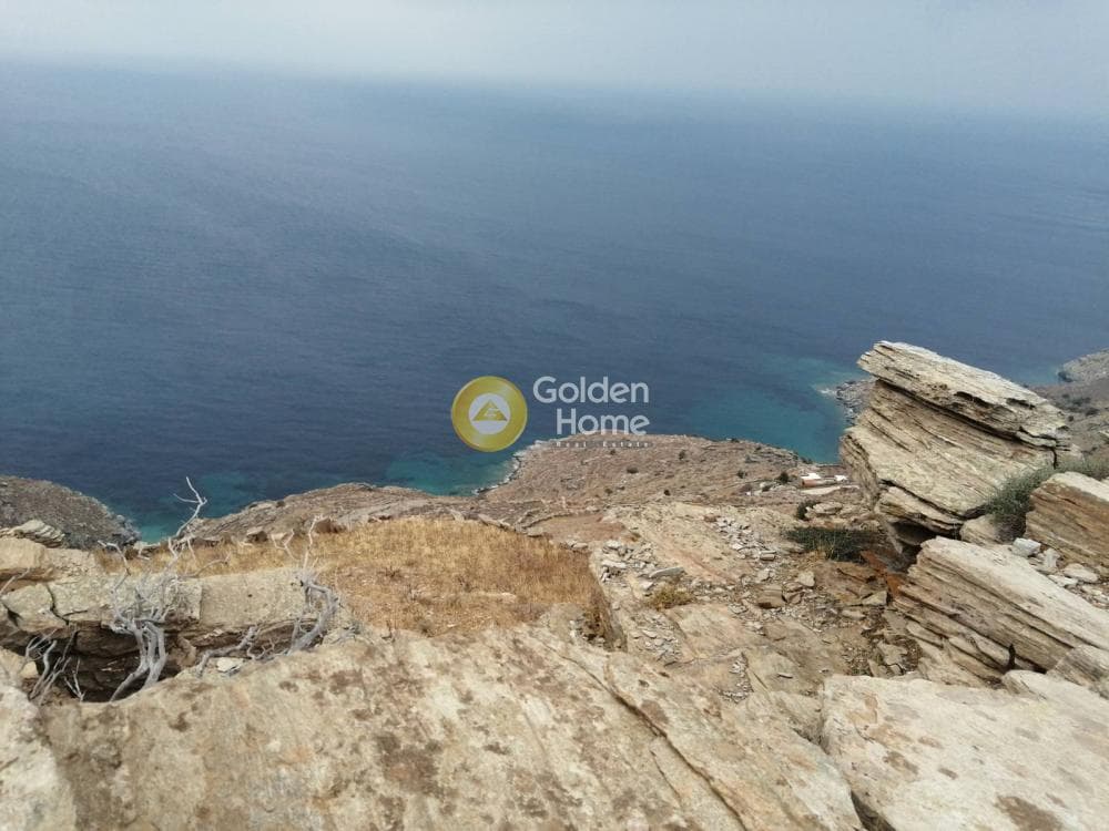 Αγροτεμάχιο στην Καπαρριά, Άνδρος
