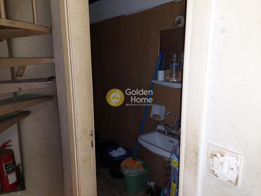 Retail Store in Terpsithea, Piraeus — Photo 19 of 23