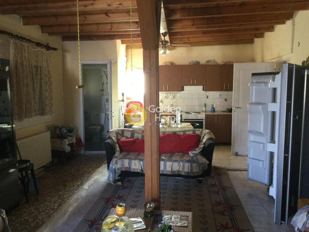 House in Center, Epanomi — Photo 2 of 26