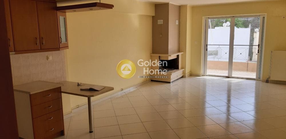 Apartment in Tampouria, Nikaia — Photo 1 of 24